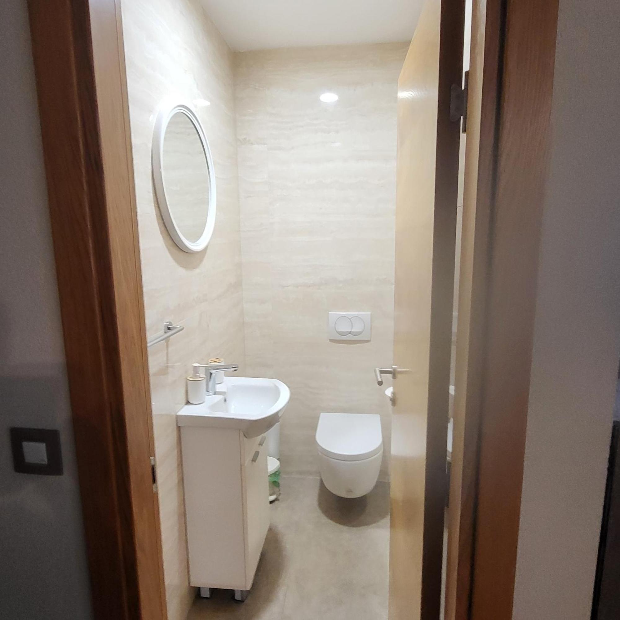 Apartman Centar Bulevar Ex Sa Garazom บันยาลูกา ภายนอก รูปภาพ